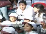 Abhishek Pays Tribute To Victims Of 26/11