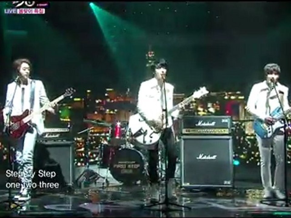 CNBLUE - 110325 Music Bank - Intuition