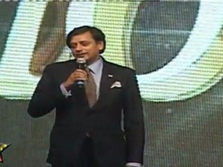 Shashi Tharur At Teachers Awards