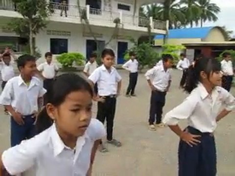 détente avec Sambath, classe A.F.S. 3/6