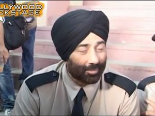 Yamla Pagla Deewana - Official Trailer