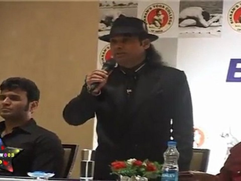 Bikram In Yoga Class