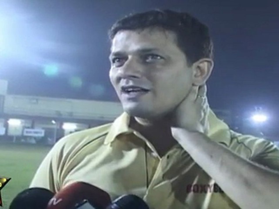 Actor & Director Kabeer Plays Cricket