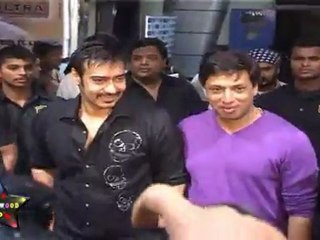 Ajay Devgan With Vishal Bhardwaj On Premier of Boond