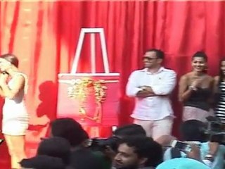 Very Hot Models With Cyrus broacha At Kingfishar Calendar Launch