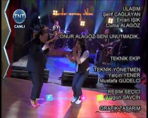 HULYA AVSAR - BADEM DUET (LIVE)