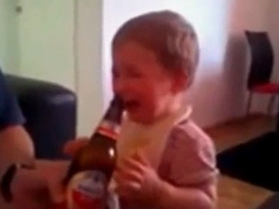 Bébé pleure   donnez lui de la bière, Affolant -.-