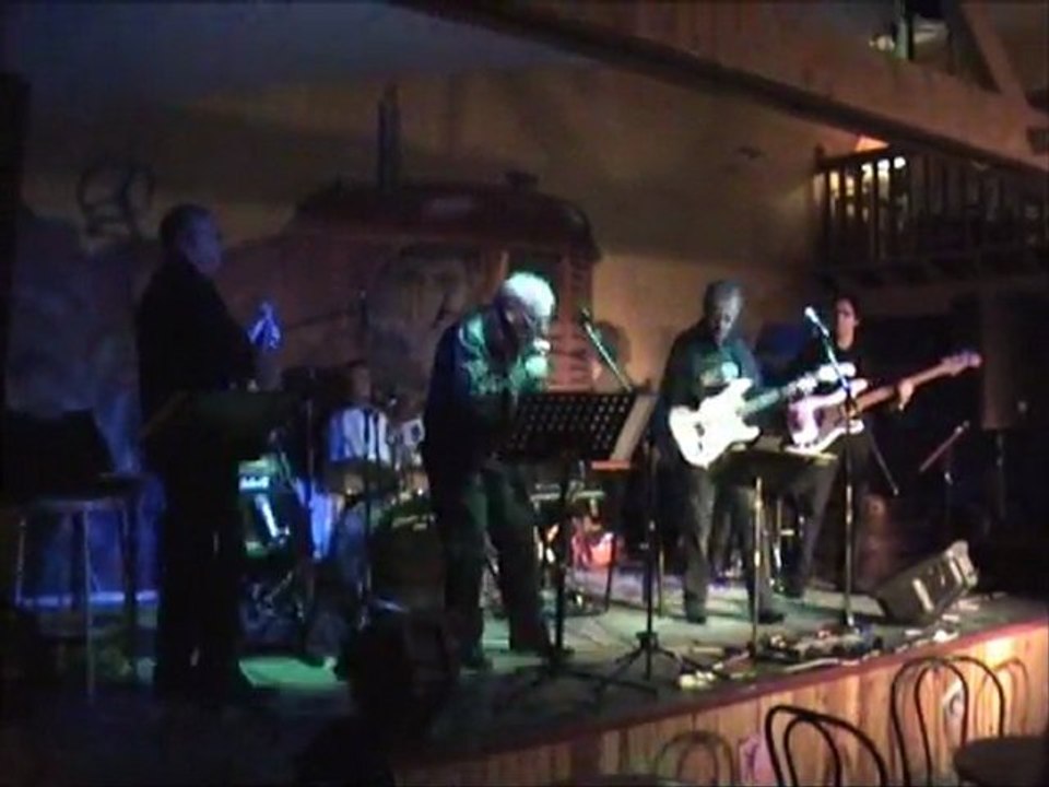 chats d'oz - whole lotta shakin' goin' on