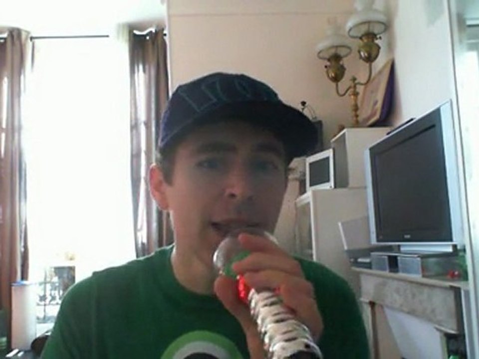 Wiwi égratigne "ce qu'ils aiment"