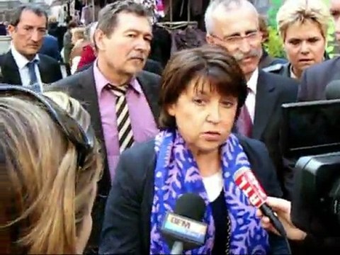 Martine Aubry soutien Patrick Viverge et lui demande de saluer Montebourg et Mélanchon !
