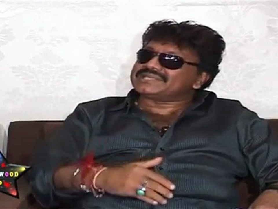 Shravan Defend Himself At Press Meet