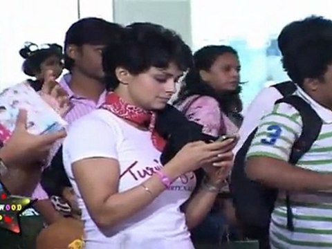 Very Hot Gul Panag & Purab Kohli At Mall To Promotes 'Turning 30'