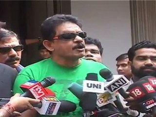 Sanjay Dutt Is Fraud Says Shakeel