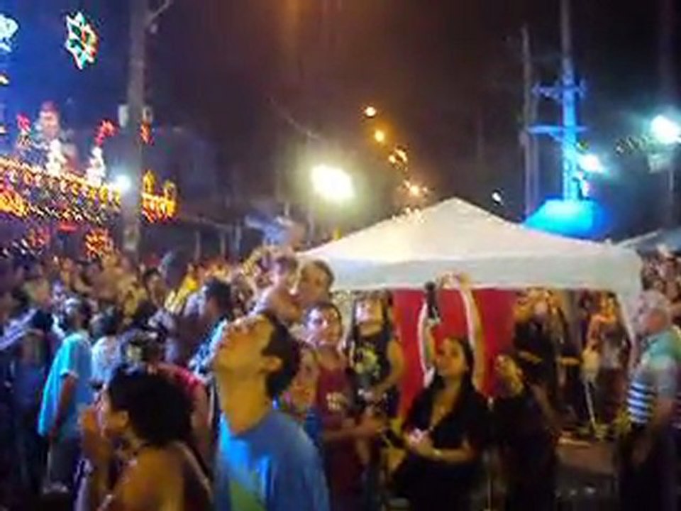 CHEGADA NOEL NA FAMOSA CASA ILUMINADA DO PAPAI NOEL 2010 NATAL ENCANTADO MAUÁ SÃO PAULO BRASIL