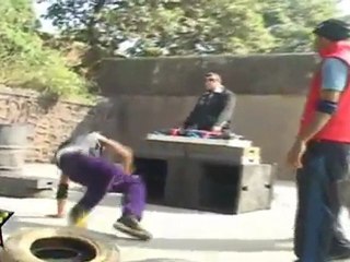 Sexy Babe's Hip Hop Dance In A Punjabi Song