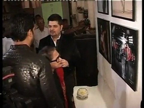 Aish,Abhishek & Jayabachan At Dabbu Ratnani's Calendar Launch