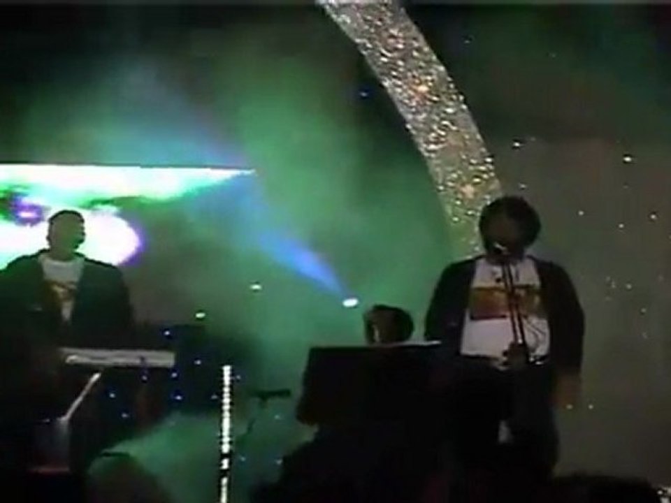 Daler Mehandi Sings In A Live Concert