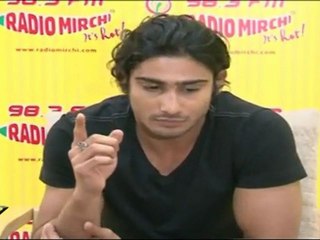 Pratilk Babber Says I'll Speak In Pure Hindi At  Radio Mirchi.