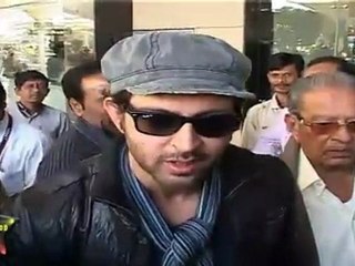 Stunning Hritik Roshan While Returning From London