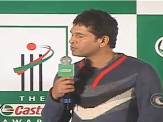 Sachin Tendulkar Gets Batsman Of The Year Award At Castrol Awards 2011