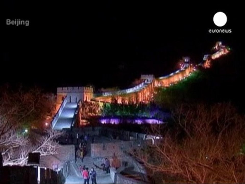 Cities worldwide mark WWF Earth Hour