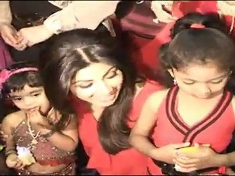 Very Hot Shilp Shetty At 'IOSIS Medispa' to support under privileged kids