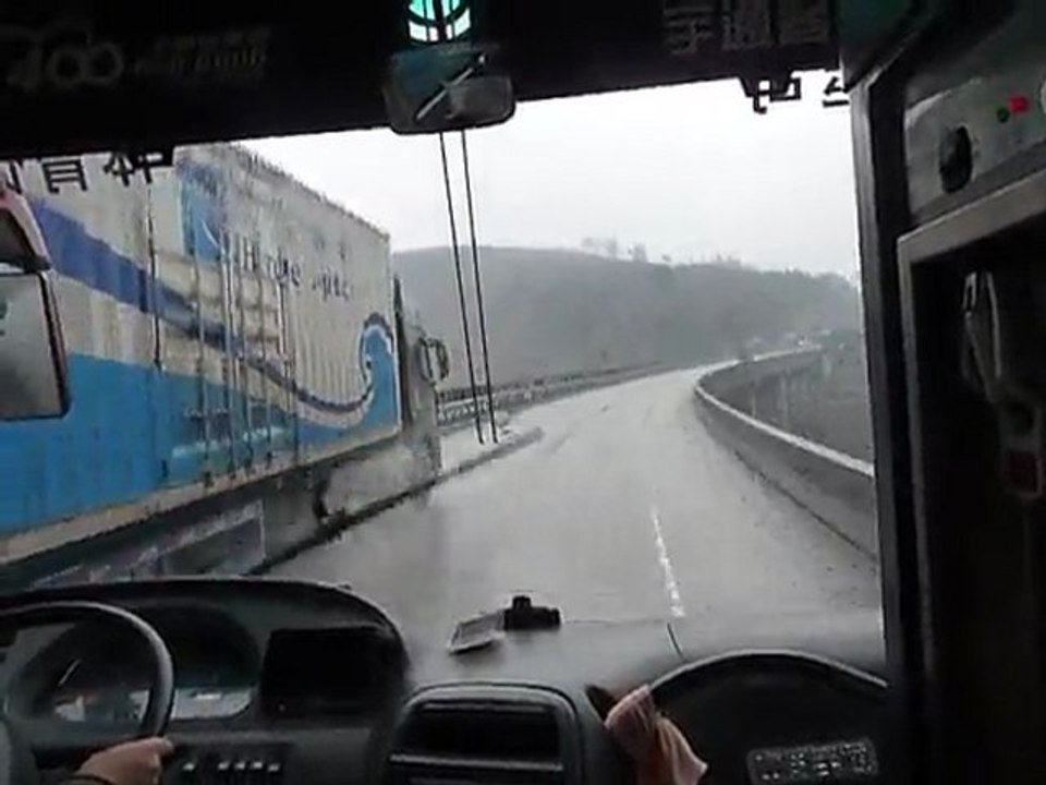 P1030767 - Bus Double Camion