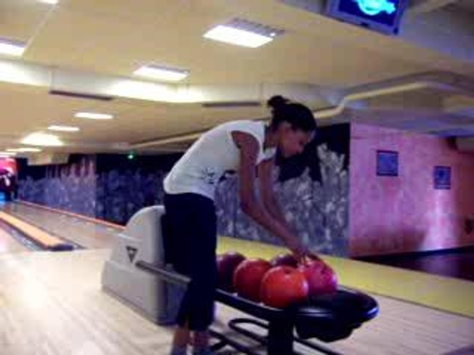fanny bowling