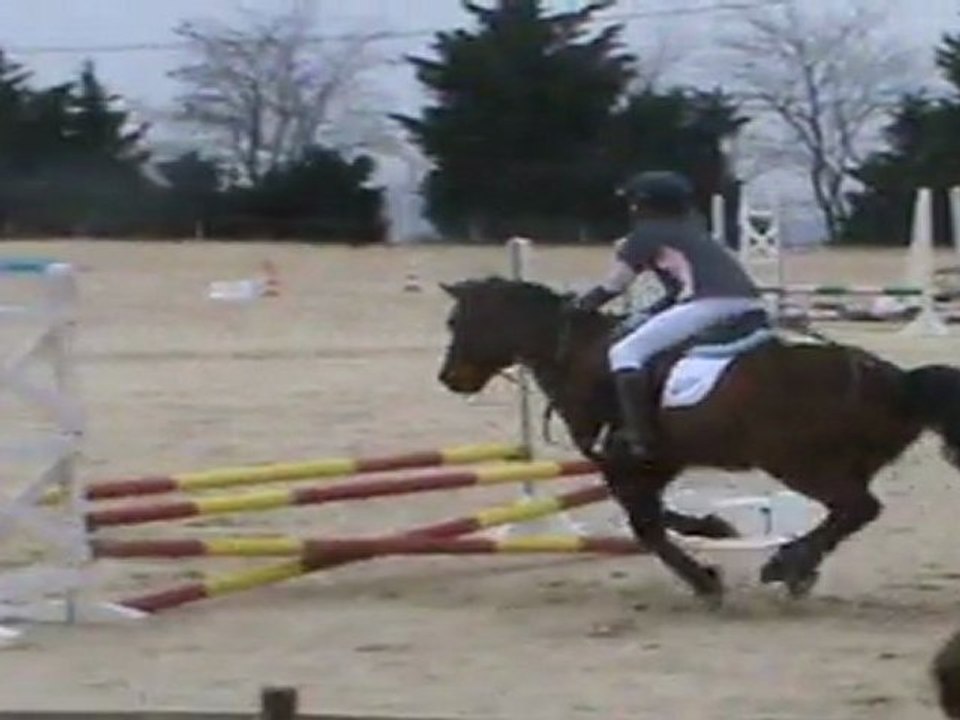 Melissa et Vagabond poney 5 du 27-03-11 CSO Eole