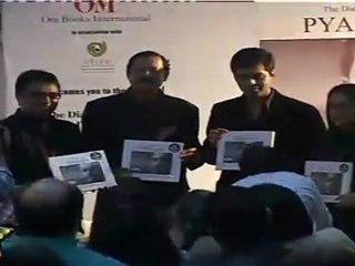 Karan Johar Releases Book 'Dialogue of Pyaasa' On Gurudatt