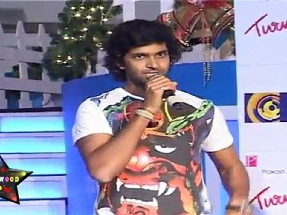 Very Hot Gul Panag & Purab Promotes Turning 30 At Suburbs Mall