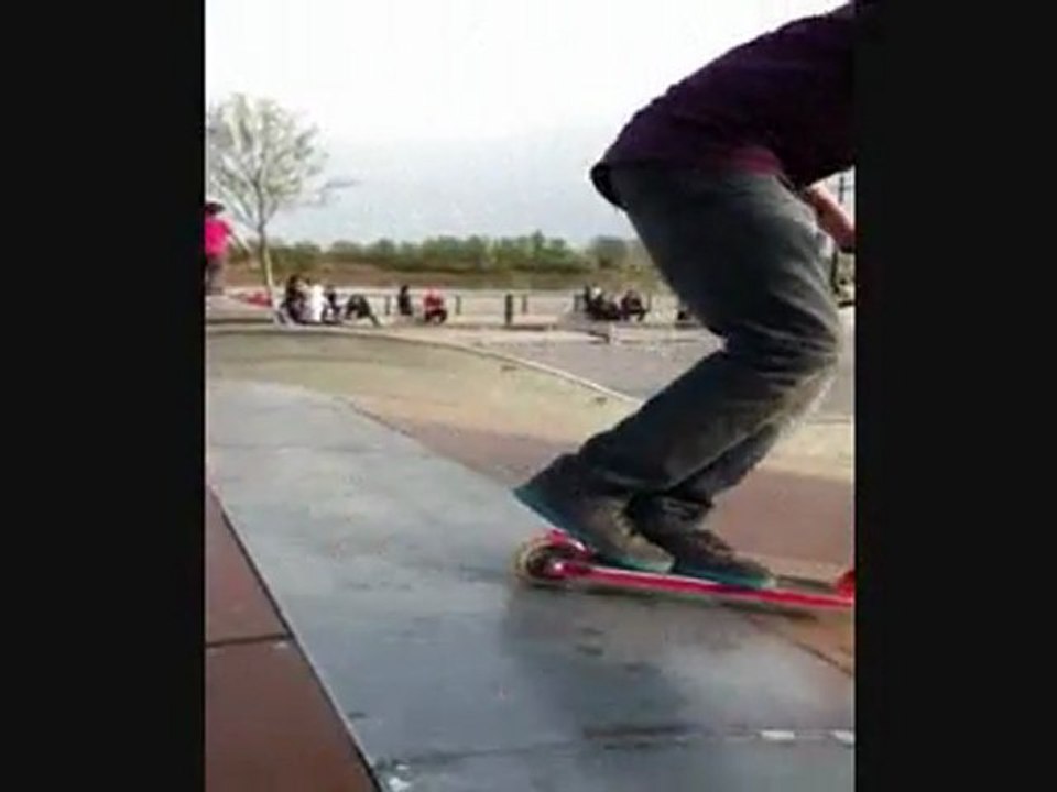 One day Igor 2 trotinette