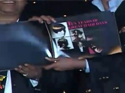 Very Hot babe Sonal Chouhan Walks On Ramp