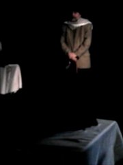 VATAN YÜREKLİ ADAM OYUNUNDAN BİR KESİT