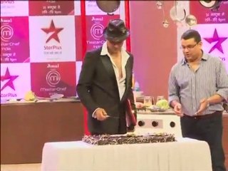 Master Chef Akshay Kumar Cooks Up A New Show - Bollywood News