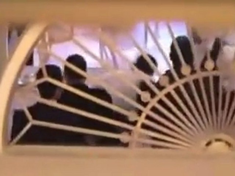 -  بالصوت والصورة  -  امرأة ليبية  اغتصبتني ميليشيات القذافي