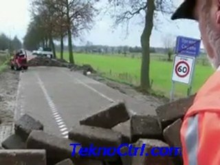 yol döşeme makinesi