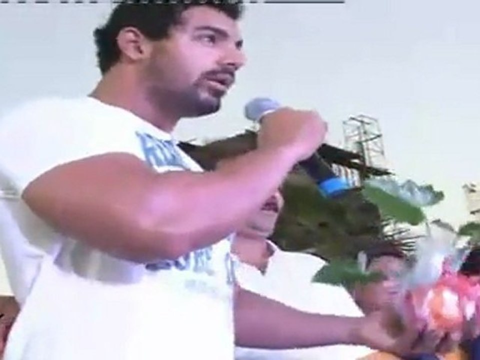John Abraham & Priya Dutt Grace The 'Mumbai Car Free Day 2011'