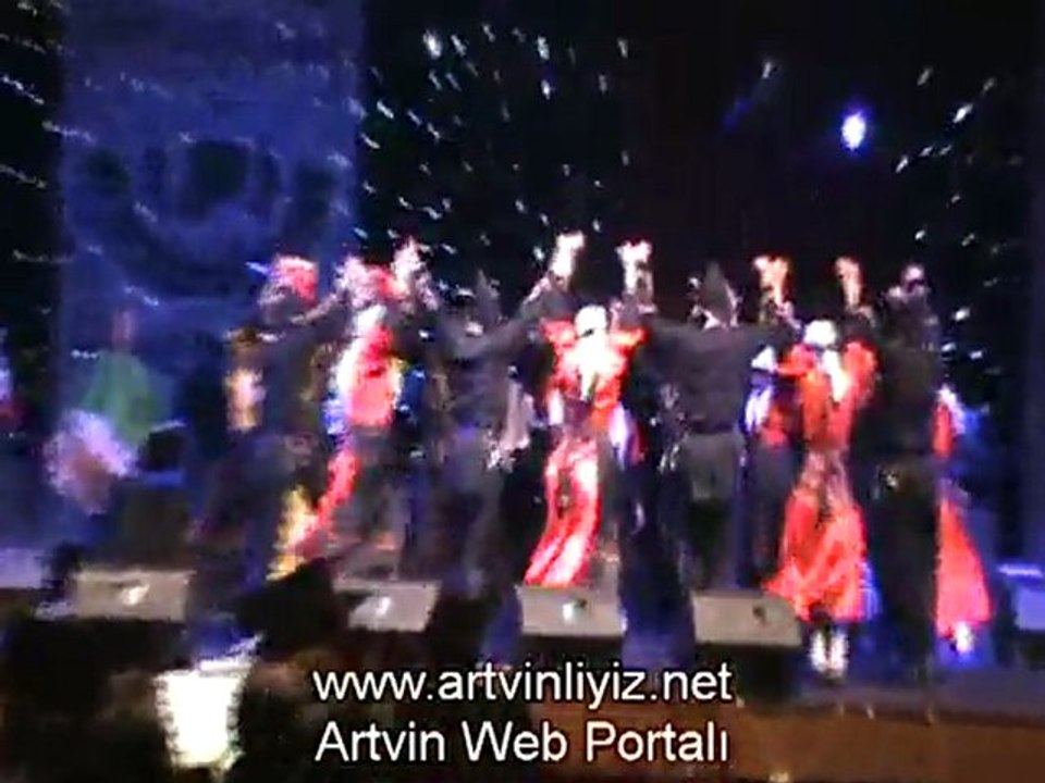 Artvin'in  Kurtuluşu Etkinlikleri  2011 Halk Oyunları Ekibi Gösterisi-1