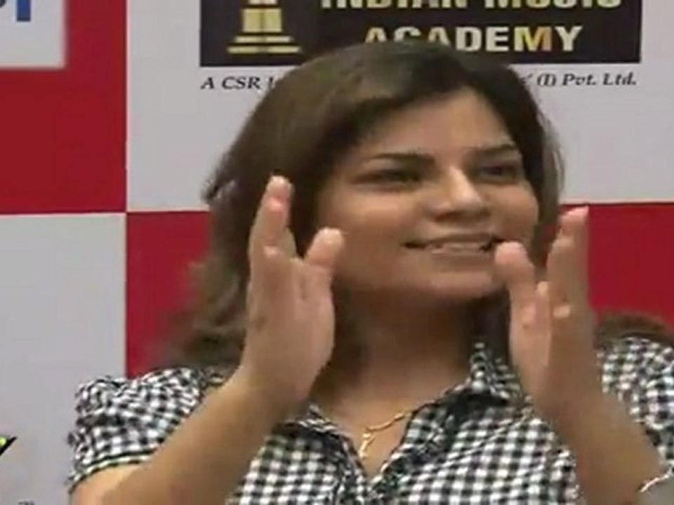 Mamta Sharma Says I Love Shiela & Munni Badnam Both At Big Star IMA'