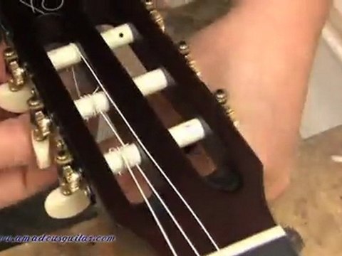Changer ses cordes de guitare en nylon