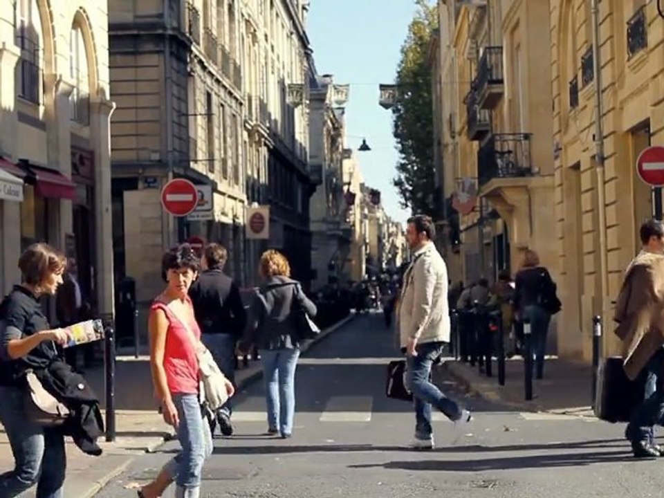 LA VALISE