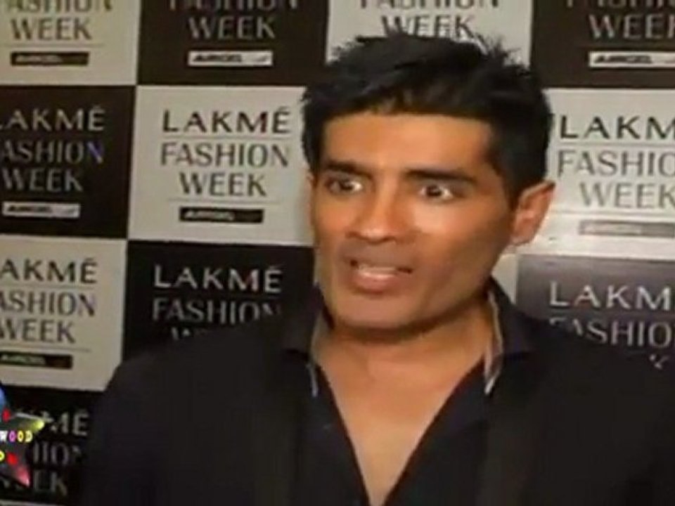 LAKME FASHION WEEK 2011   49