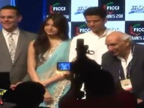 Yash Raj Chopra, Anushka Sharma, Kamal Haasan and Karan Johar at Ficci Frame 2011