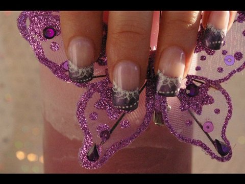 pas à pas nail art flamme blanc violet tuto déco d'ongles
