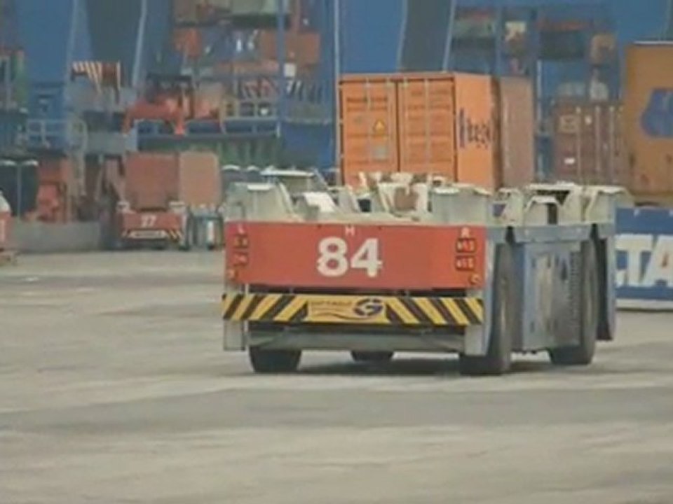 AGWs über WLAN gesteuert auf dem Containerterminal