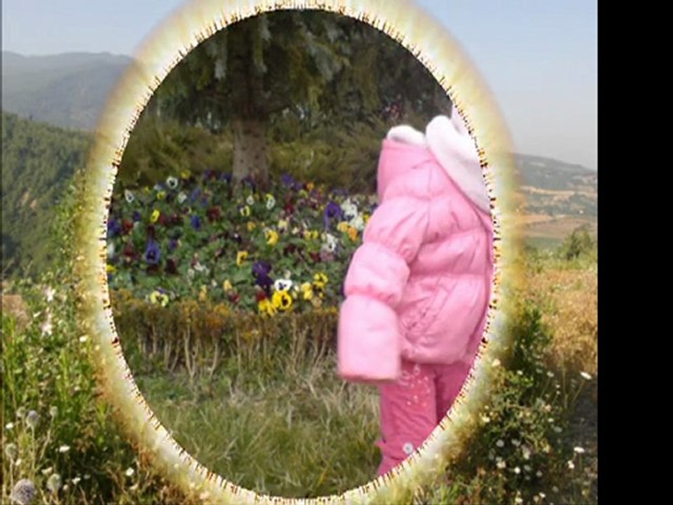 Zeki Müren-Ayağında Kundura.