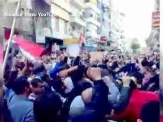 Multitudinaria manifestación en Damasco en apoyo de Al Asad