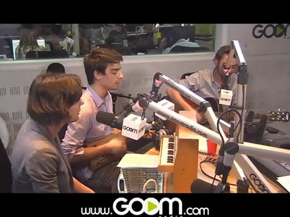 "U Remind Me" - Usher par We Were Evergreen dans le Daily Live