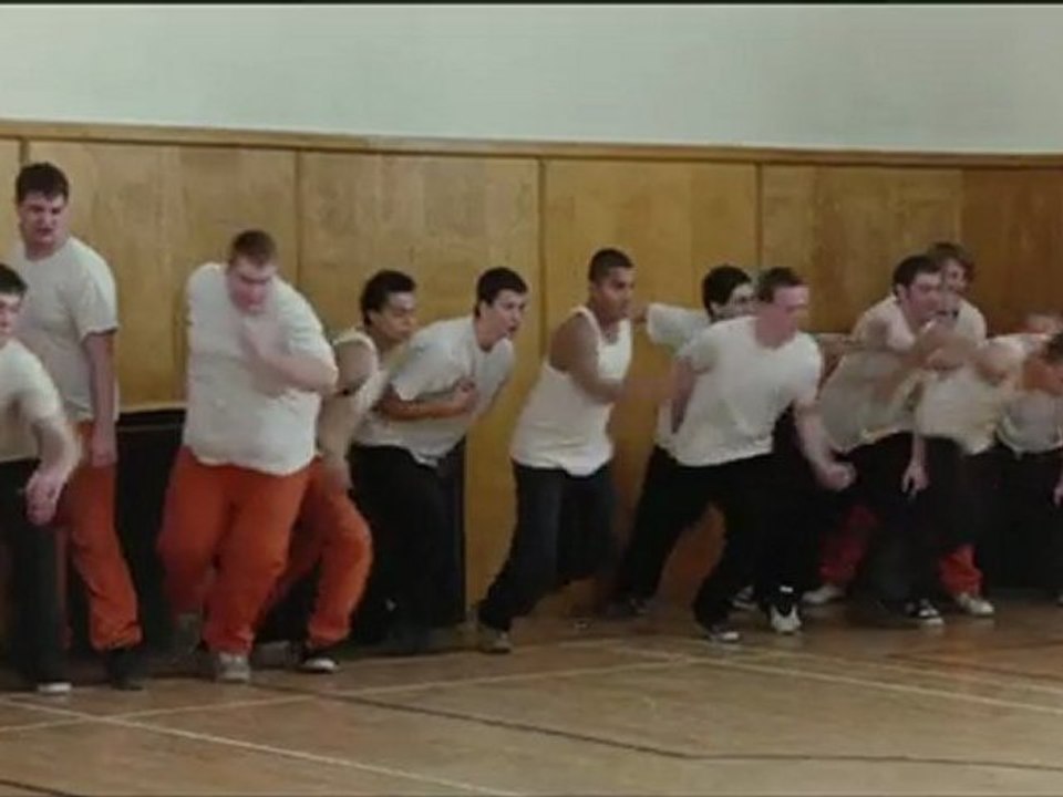 Dog pound - trailer deutsch